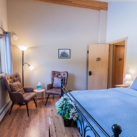Bear Lake Lodgings B&B, Inc Seward Exteriör bild