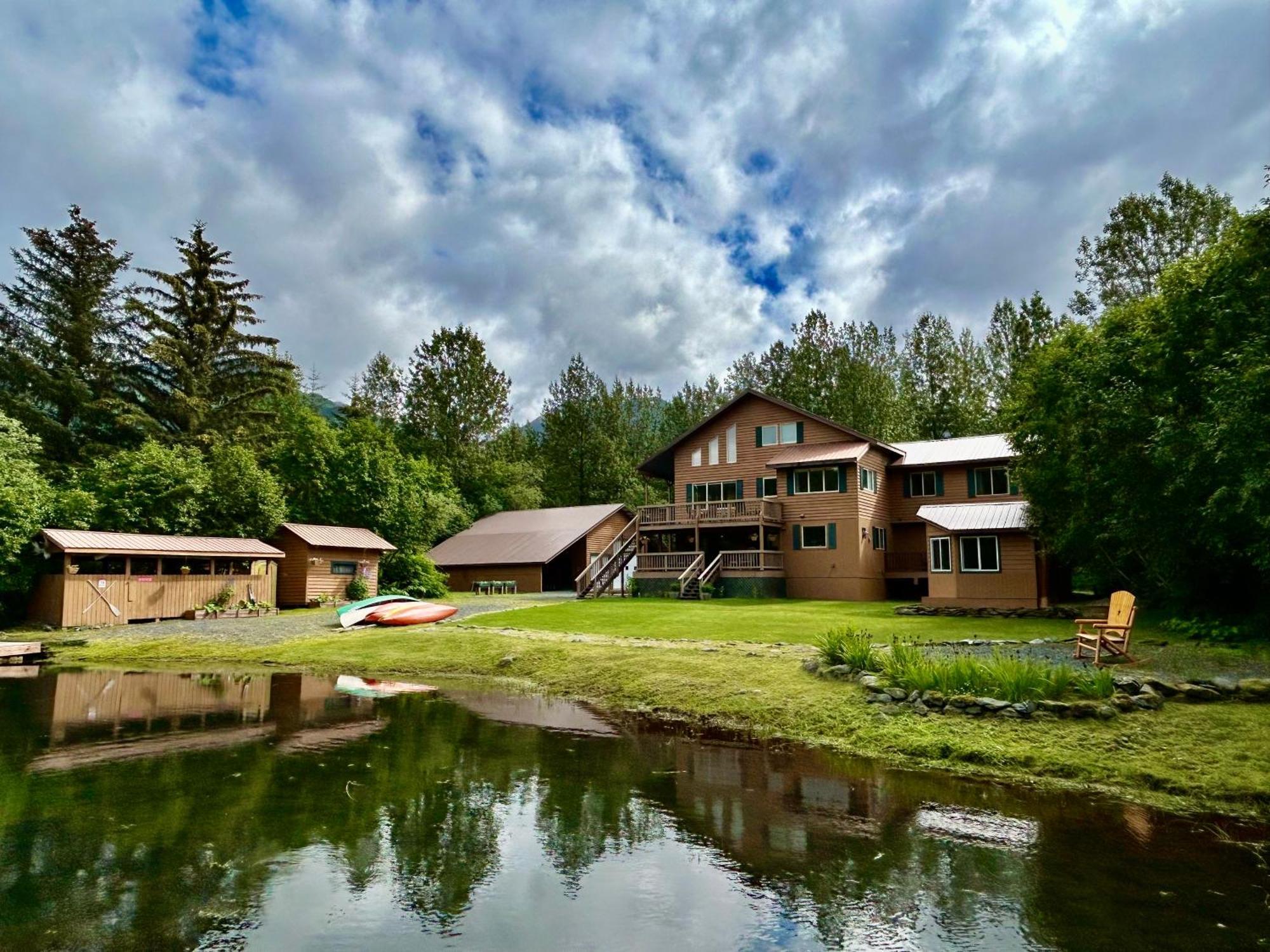 Bear Lake Lodgings B&B, Inc Seward Exteriör bild