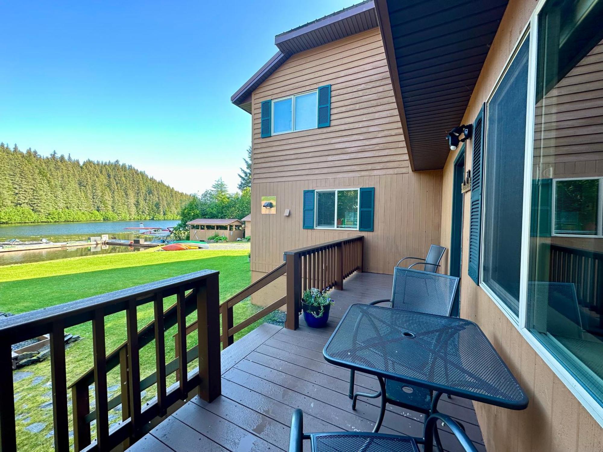 Bear Lake Lodgings B&B, Inc Seward Exteriör bild