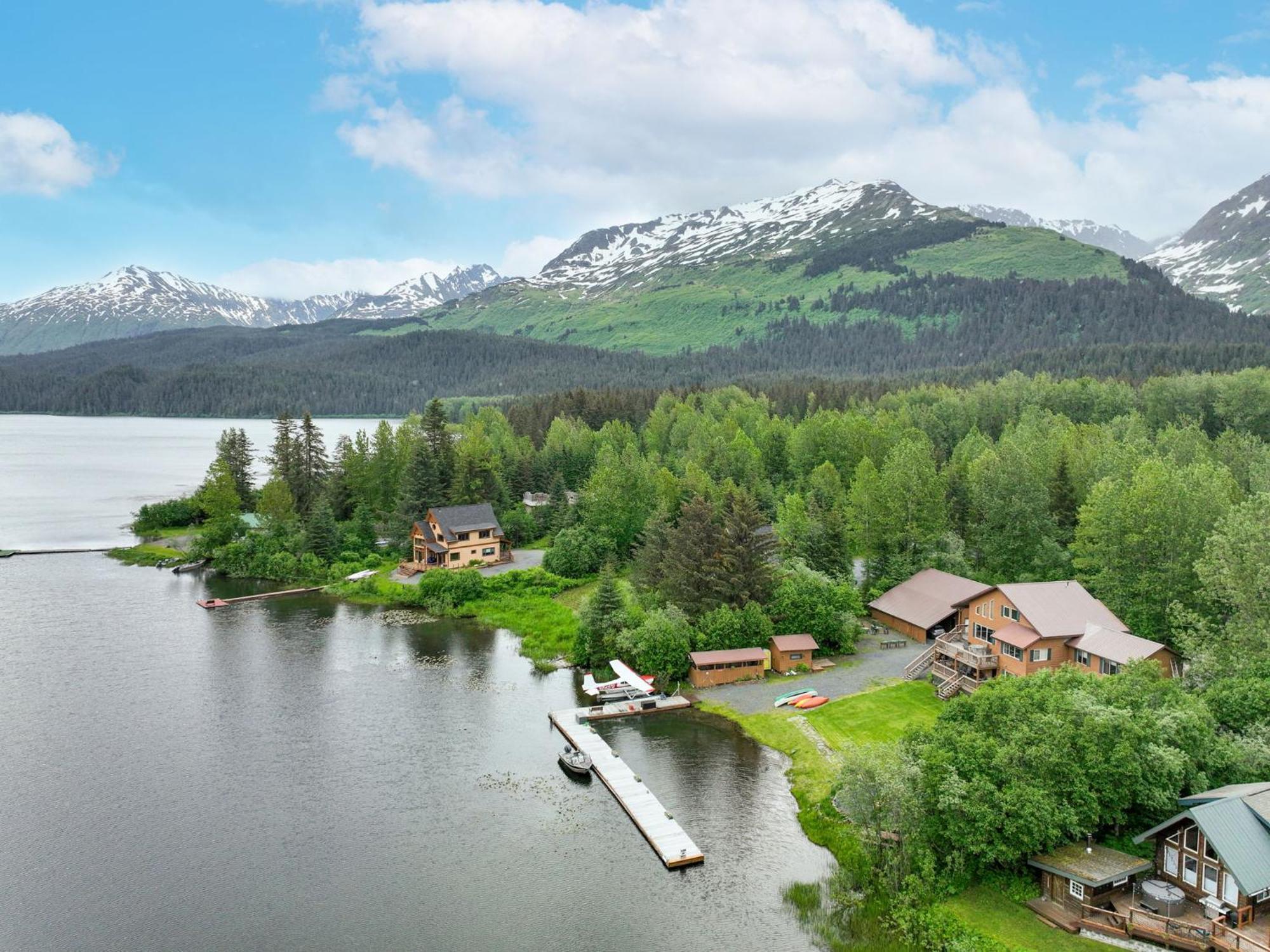 Bear Lake Lodgings B&B, Inc Seward Exteriör bild