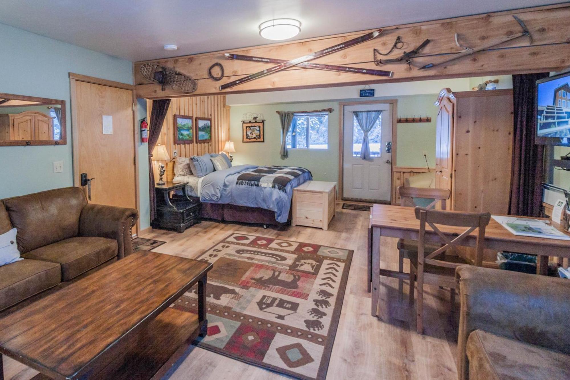 Bear Lake Lodgings B&B, Inc Seward Exteriör bild