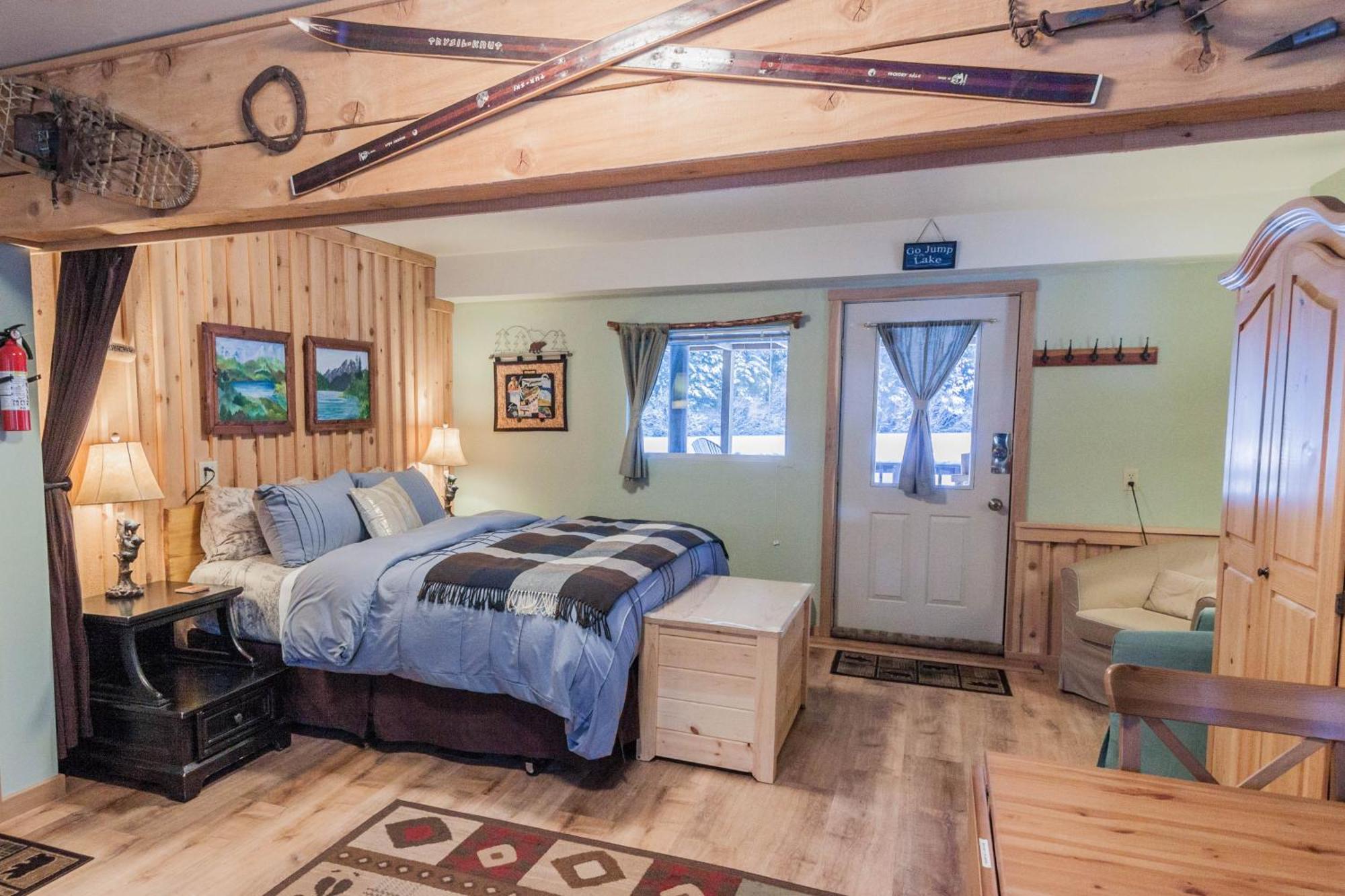 Bear Lake Lodgings B&B, Inc Seward Exteriör bild